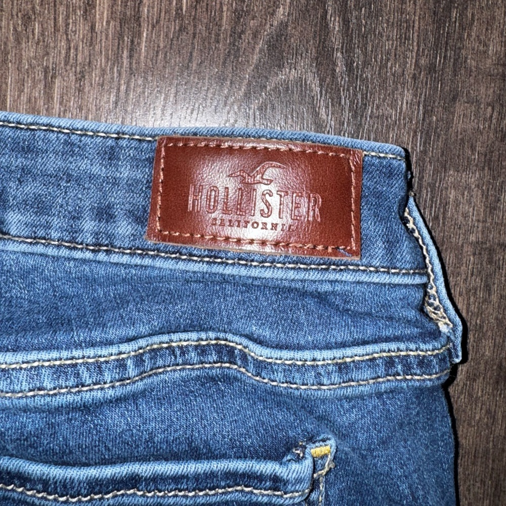 Size 3 Long Hollister Indigo Skinny Jeans - Picture 7 of 7